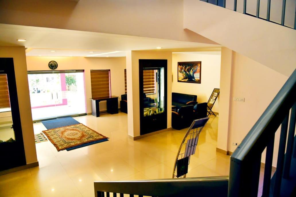 Hotel Chanakya Palakkad Exterior photo